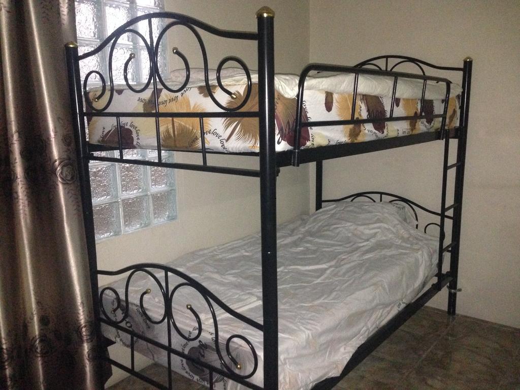 Artem'S Guesthouse Jomtien Exterior foto
