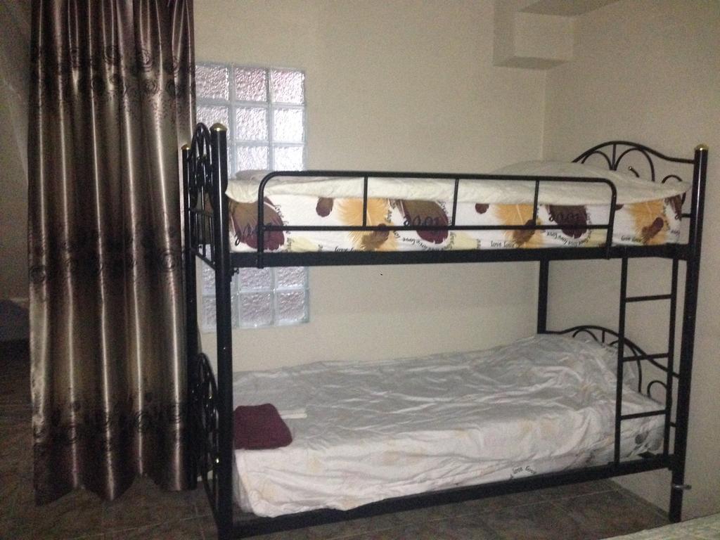 Artem'S Guesthouse Jomtien Exterior foto